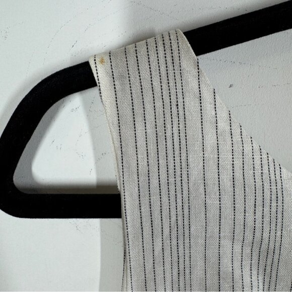 Zino Jordan White Pinstripe Linen Vest Red Tie Detail Size 48 EU Chic Top - Picture 8 of 10